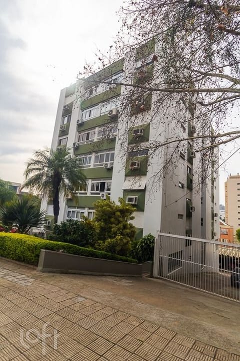 Image 24 - 227537